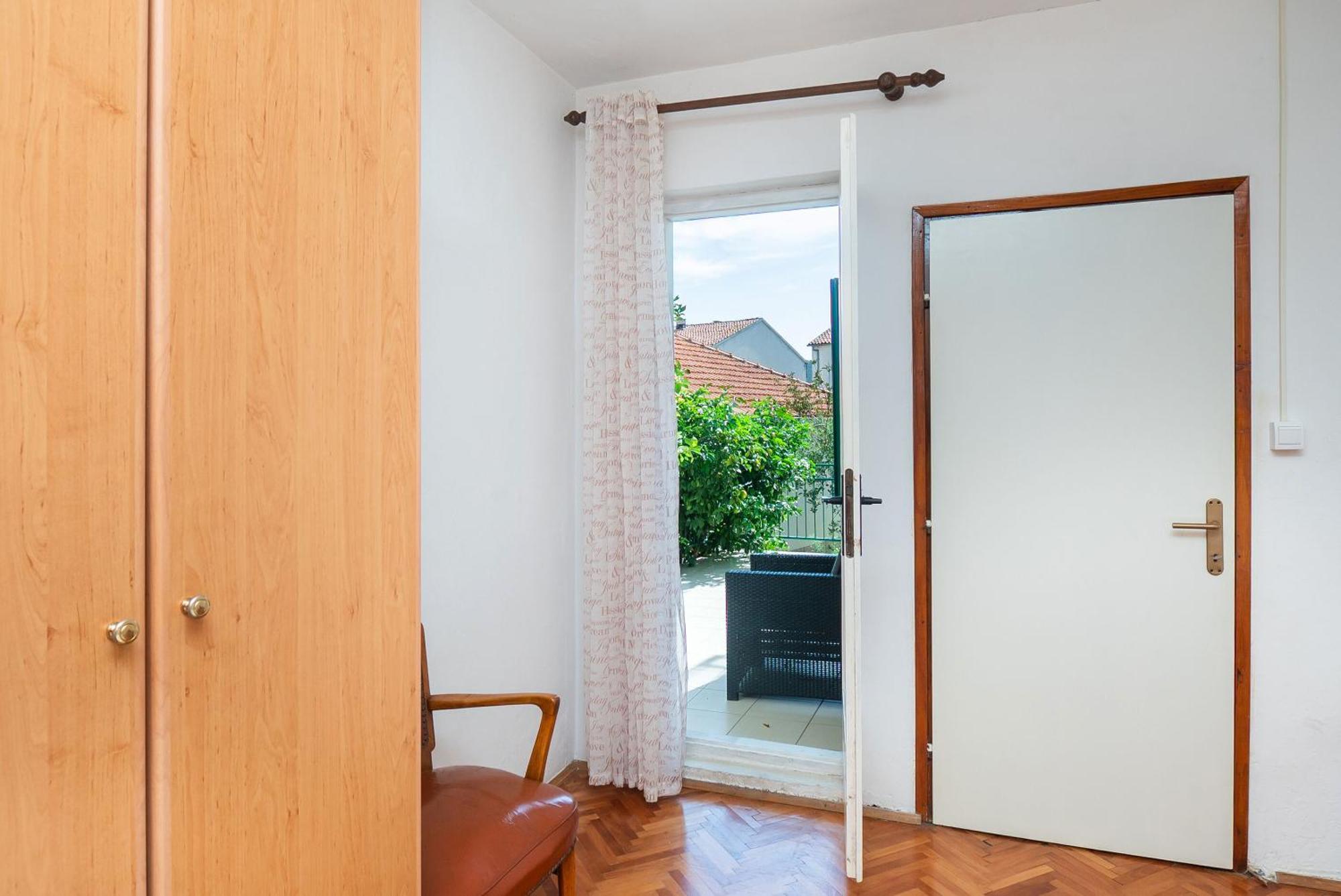 Apartments Polly Primošten Eksteriør bilde