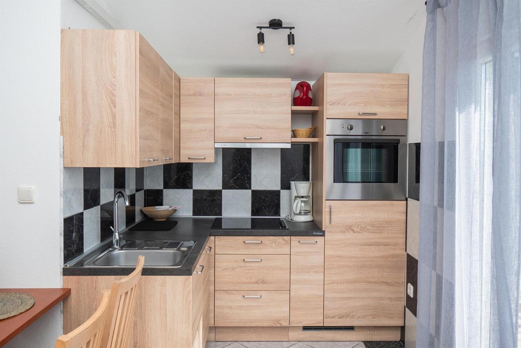 Apartments Polly Primošten Eksteriør bilde